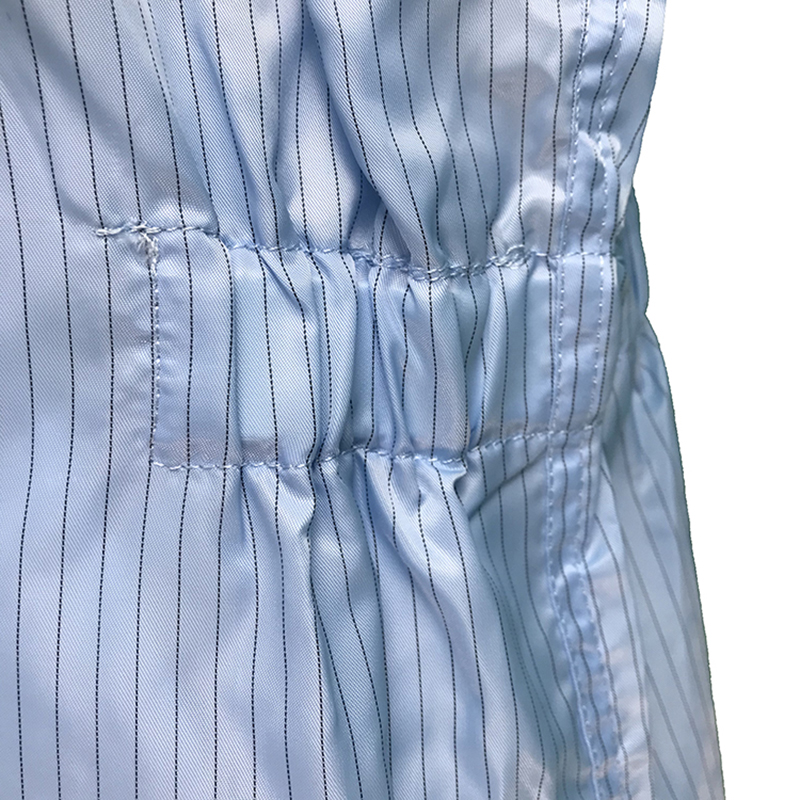 Kombinezon przeciw statycznej kołnierza stojącego